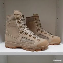 Chaussures Neuves De Randonnée LOWA