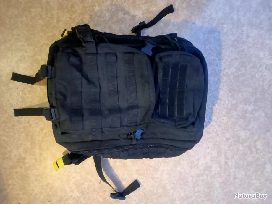 Sac à Dos Tactique 42 Litres. 3 Sac à Dos Tactique 42 Litres.