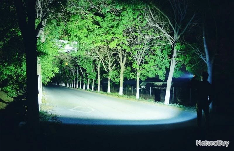 Lampe Torche Acebeam E70 AL - 4600 Lumens - 240 Mètres De Portée 4 Lampe Torche Acebeam E70 AL - 4600 Lumens - 240 Mètres De Portée – Image 2