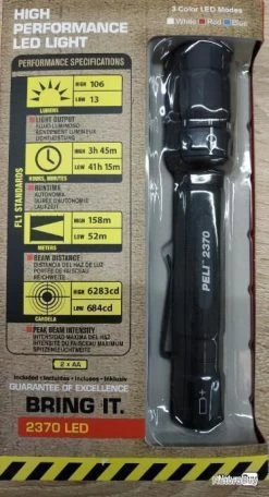 Lampe Torche Tactique PELI 2370 - 106 Lumens - Modes Blanc Rouge Bleu