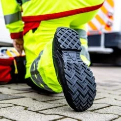 PAIRE DE CHAUSSURES / BOTTES DEFENSE HAUTE TACTIQUE O2 ESD SFC NOIR -L'équipement tactique est un véritable gagnant. 00009 PAIRE DE CHAUSSURES BOTTES DEFENSE HAUTE TACTIQUE O2 ESD SFC NOIR